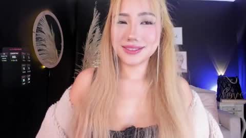 Isa Cortes  online show from 04-27-26, 02:15