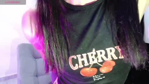Isabella Hall online show from 07-15-26, 11:54