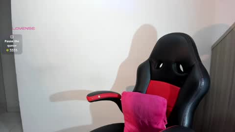 isa_klein online show from 03-25-26, 05:46