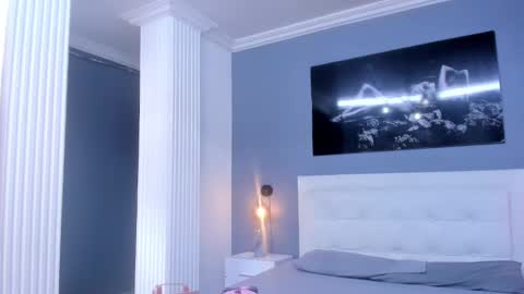 Snapshot of isa_lancaster chatting on 02-21-25, 07:32 Isa Lancaster online show from 02-21-25, 07:32