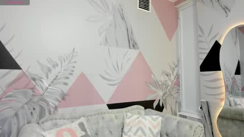    online show from 03-10-25, 10:15