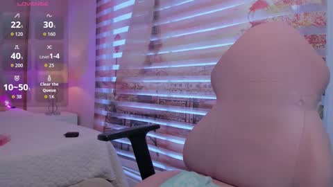    online show from 10-26-25, 03:29