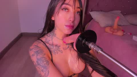 Snapshot of isa_redhair_ chatting on 02-08-25, 07:59 ....  Connection time 900 pm to 500 amRest days Wednesday and Saturday online show from 02-08-25, 07:59