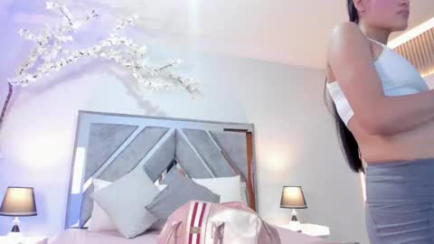 ISA ROUSE  online show from 12-02-25, 03:56