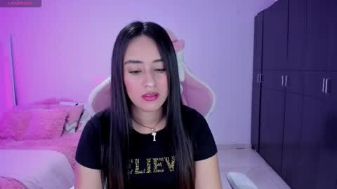 Snapshot of isaa_diamond chatting on 11-27-25, 10:39 isaa_diamond online show from 11-27-25, 10:39