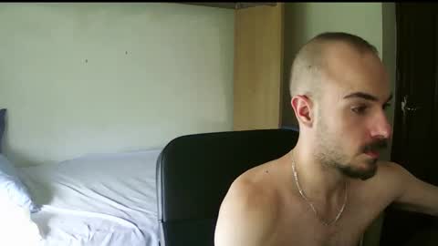 Isaac99c online show from 10-02-25, 09:16