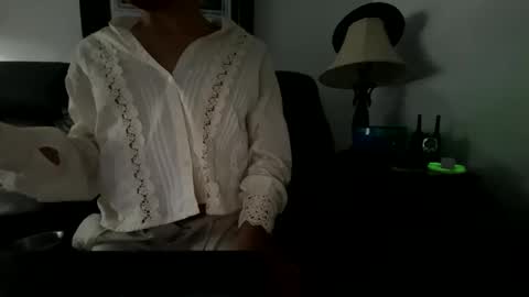 isaac_akamu online show from 11-16-25, 05:13