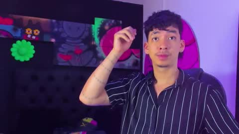 isaac_cryston online show from 10-31-25, 08:10