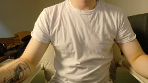 isaac online show from 07-08-26, 07:35