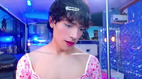 Snapshot of isaacnova chatting on 06-05-26, 08:25 isaacnova online show from 06-05-26, 08:25