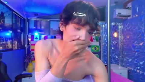 Snapshot of isaacnova chatting on 06-16-26, 07:38 isaacnova online show from 06-16-26, 07:38