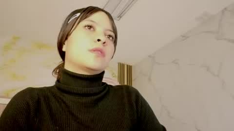 isabeau_s online show from 07-09-26, 01:59