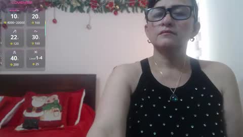 Isabeel Sofia online show from 10-25-25, 04:57