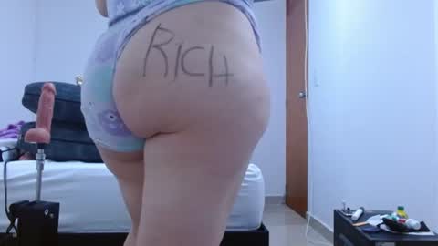 Snapshot of isabel_24_gil chatting on 07-19-26, 12:36 isabel online show from 07-19-26, 12:36