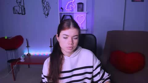 Snapshot of isabel_wave chatting on 11-12-25, 07:09 isabel online show from 11-12-25, 07:09