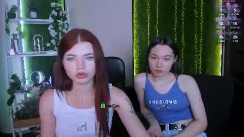 Snapshot of isabel_wave chatting on 07-29-26, 07:23 isabel online show from 07-29-26, 07:23