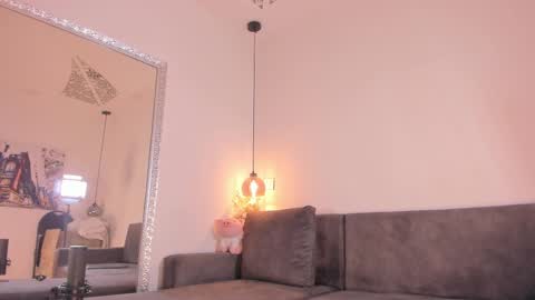 Snapshot of isabela_franco_ chatting on 09-09-25, 12:15 Isabela online show from 09-09-25, 12:15