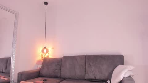 Snapshot of isabela_franco_ chatting on 10-06-25, 12:02 Isabela online show from 10-06-25, 12:02