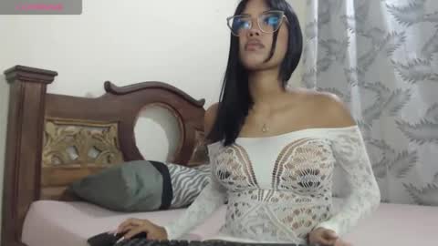 isabela_kity online show from 10-31-25, 05:52