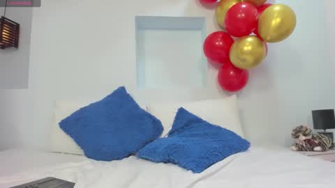 Snapshot of isabela_parkerr chatting on 10-03-25, 01:52 Mommy Isa online show from 10-03-25, 01:52