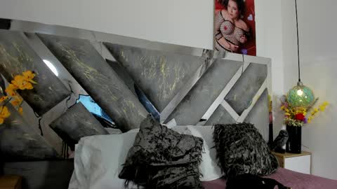 Mommy Isa online show from 04-10-26, 12:32