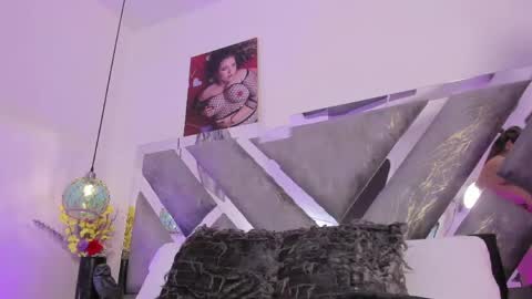 Mommy Isa online show from 04-23-26, 12:40