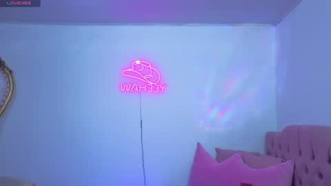 Snapshot of isabela_tay chatting on 06-20-26, 11:46 ISABELA online show from 06-20-26, 11:46