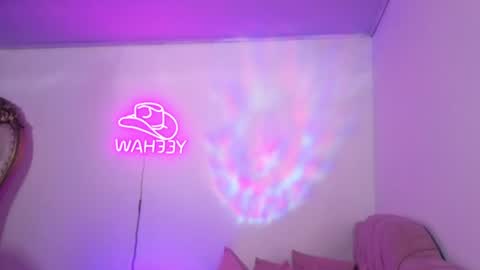 Snapshot of isabela_tay chatting on 07-18-26, 11:36 ISABELA online show from 07-18-26, 11:36