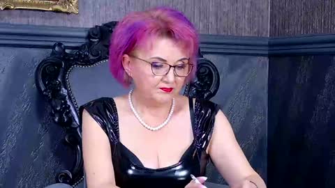 Isabella Conte online show from 01-04-25, 08:28