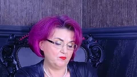 Isabella Conte online show from 04-21-26, 03:02