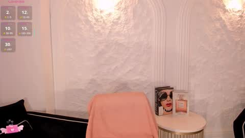 Snapshot of isabelbornner chatting on 11-12-25, 07:03 Isabel Bornner online show from 11-12-25, 07:03