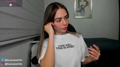 Snapshot of isabelhills chatting on 10-14-25, 11:49 Isa online show from 10-14-25, 11:49