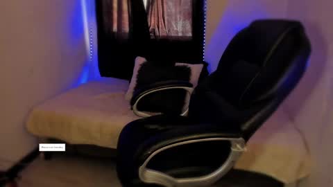 Snapshot of isabelitha chatting on 10-02-25, 12:45 isabella online show from 10-02-25, 12:45