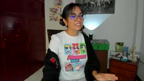 Isabella22 1 online show from 01-03-25, 08:43