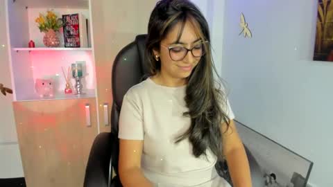 Isabella22 1 online show from 02-26-25, 06:54