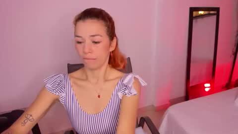 Snapshot of isabella_boyer chatting on 12-03-25, 04:49 isabella online show from 12-03-25, 04:49