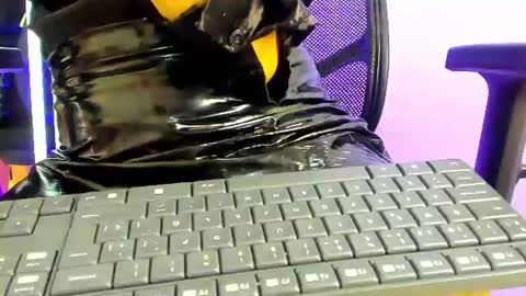 Snapshot of isabella_hv chatting on 06-15-26, 06:10 ISABELLA online show from 06-15-26, 06:10