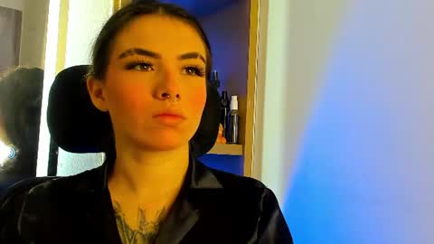 Snapshot of isabella_hv chatting on 06-22-26, 07:00 ISABELLA online show from 06-22-26, 07:00