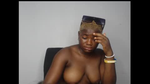 isabella online show from 03-09-26, 02:26