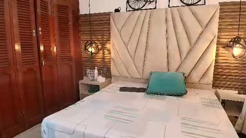 Snapshot of isabella_luxet chatting on 07-06-26, 01:08 isabella_luxet online show from 07-06-26, 01:08