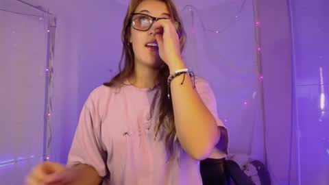 Isabella Rros online show from 10-08-25, 12:52