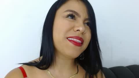 Snapshot of isabella_velvet27 chatting on 06-06-26, 10:53 Isabella velvet online show from 06-06-26, 10:53