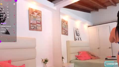 Snapshot of isabellaa_reyess chatting on 06-11-26, 11:52 Isabella online show from 06-11-26, 11:52