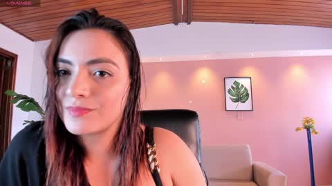Snapshot of isabellaajoness chatting on 01-27-25, 01:19 Isabella Everyday From 0530 to 1430 Col Time online show from 01-27-25, 01:19