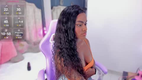 Snapshot of isabellabroms21 chatting on 12-07-24, 09:00    v online show from 12-07-24, 09:00