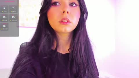 Instagram soybella01  online show from 02-28-25, 05:59