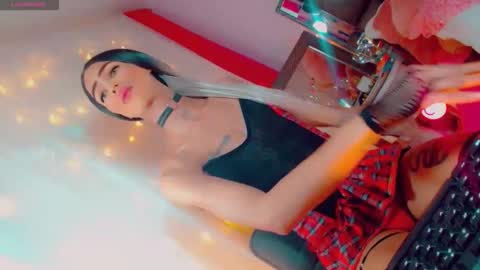 isabellagirs online show from 11-29-25, 07:22