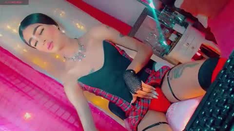 isabellagirs online show from 11-30-25, 06:17