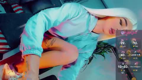 isabellagirs online show from 05-14-26, 05:47