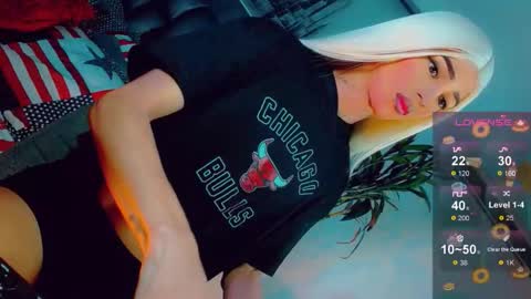 isabellagirs online show from 05-15-26, 04:08